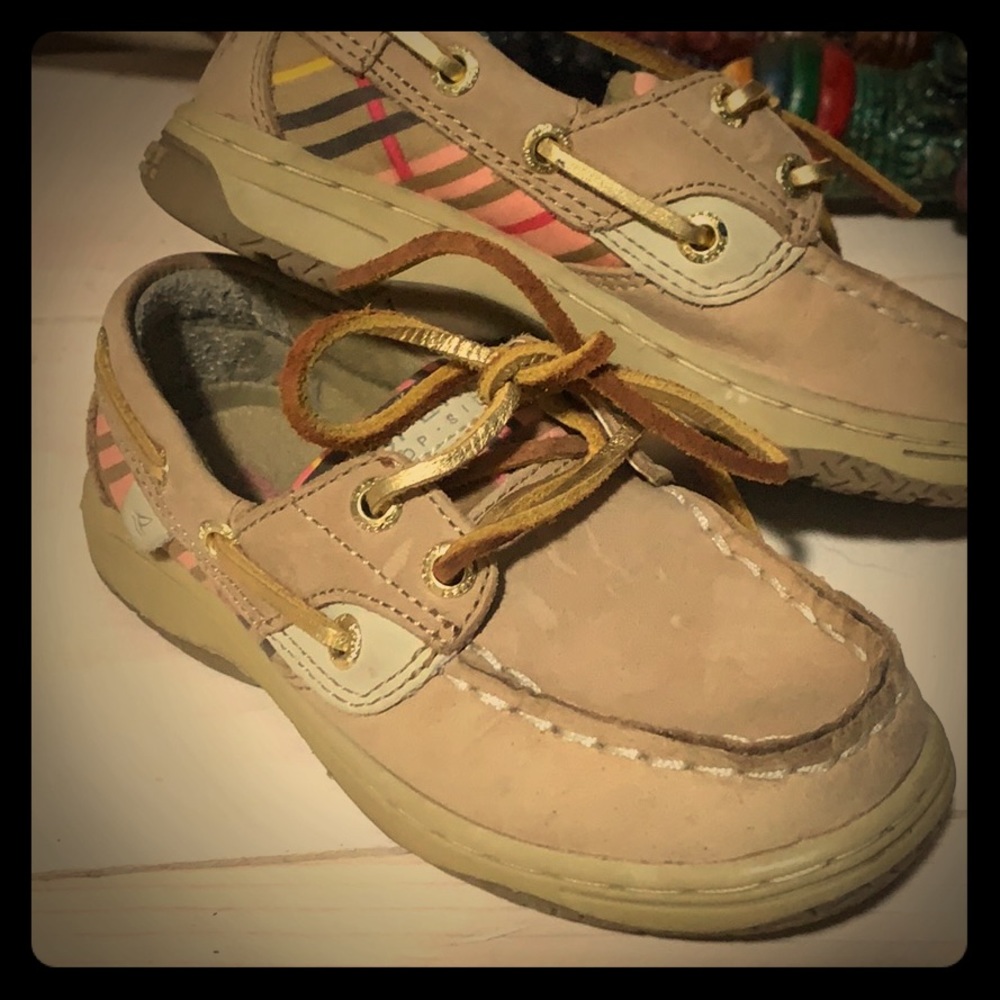 Sperry boat shoes